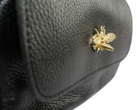 Elegancka Listonoszka POLSKA GALANTERIA Ze Skóry Naturalnej Z Ozdobną Klapką 19-68 CZARNA Elegancka Listonoszka POLSKA GALANTERIA Ze Skóry Naturalnej Z Ozdobną Klapką 19-68 CZARNA