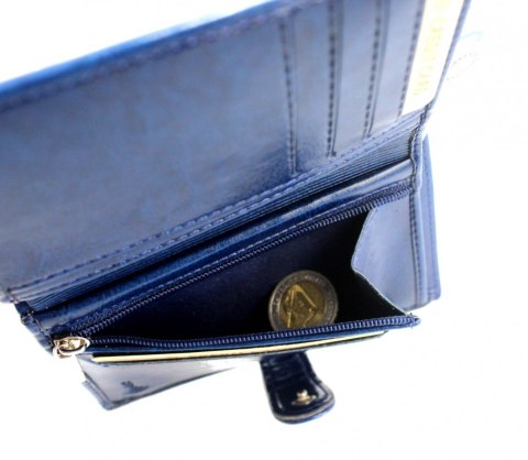 Etui Na Dokumenty WILMAR (PL) Duże Pionowe Dwie Części Z Zapięciem Z Miejscem Na Gotówkę Płaski Portfel RFID WIL_P1/5R Etui Na Dokumenty WILMAR (PL) Duże Pionowe Dwie Części Z Zapięciem Z Miejscem Na Gotówkę Płaski Portfel RFID WIL_P1/5R