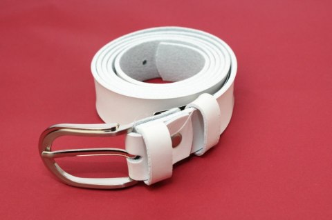 Pasek Damski Skórzany Gładki COMPLEX (PL) 30 mm BIAŁY Szerokość Standardowa Pasek Damski Skórzany Gładki COMPLEX (PL) 30 mm BIAŁY Szerokość Standardowa
