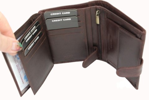 Portfel Męski Skórzany ANDREAS Skóra Licowa Duży Pionowy Z Zapięciem CZEKOLADOWY RIFD HK5601B ML 13,5 x 11 x 3 [cm Portfel Męski Skórzany ANDREAS Skóra Licowa Duży Pionowy Z Zapięciem CZEKOLADOWY RIFD HK5601B ML 13,5 x 11 x 3 [cm
