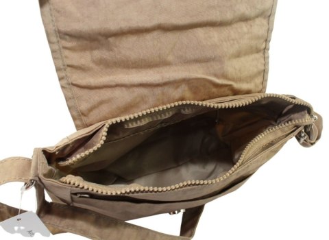 Stylowa Lekka Materiałowa Torba Pozioma Średnia Na Ramię Bag Street NR 2246 Brązowa Stylowa Lekka Materiałowa Torba Pozioma Średnia Na Ramię Bag Street NR 2246 Brązowa