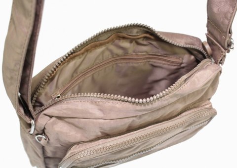 Stylowa Lekka Materiałowa Torba Pozioma Średnia Na Ramię Bag Street NR 2223 BRĄZOWY Stylowa Lekka Materiałowa Torba Pozioma Średnia Na Ramię Bag Street NR 2223 BRĄZOWY