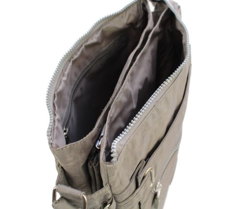 Stylowa Lekka Materiałowa Torba Średnia Kwadrat Na Ramię Bag Street NR 2226 KAWA Z MLEKIEM Stylowa Lekka Materiałowa Torba Średnia Kwadrat Na Ramię Bag Street NR 2226 KAWA Z MLEKIEM