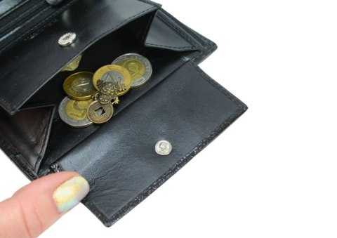 Elegancki I Stylowy Męski Zestaw Upominkowy Peterson Portfel + Etui + Breloczek SET3-N4-VT/5334 RFID CZARNY Elegancki I Stylowy Męski Zestaw Upominkowy Peterson Portfel + Etui + Breloczek SET3-N4-VT/5334 RFID CZARNY