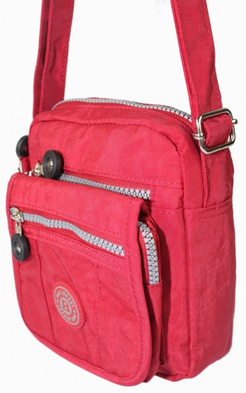 Stylowa Pozioma Torba Mała Na Ramię Bag Street NR 2225 CZERWONY Stylowa Pozioma Torba Mała Na Ramię Bag Street NR 2225 CZERWONY