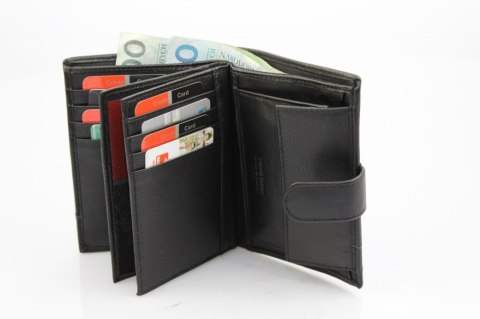 Portfel Męski PIERRE CARDIN Skóra Licowa RFID Duży Pionowy Z Zapięciem MATOWY 331A 13 x 10 x 3 [cm]