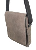Skórzana Torba Na Ramię Pionowa GRETOS (PL) Listonoszka Z Klapką CZEKOLADOWA ZAMSZOWA 37 x 30 x 7 [cm]